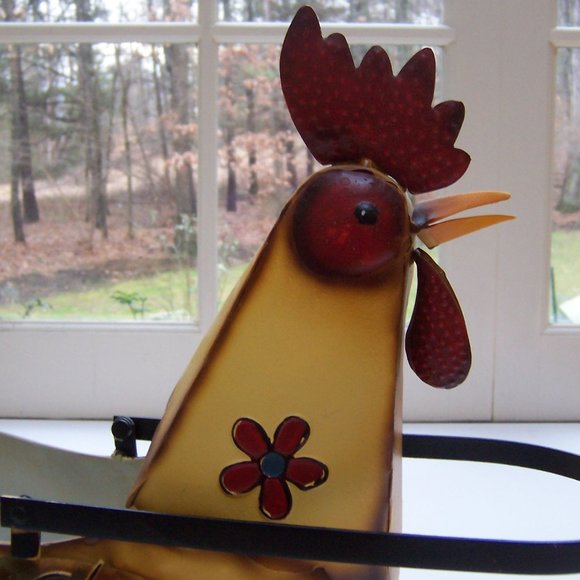 Muliti-Use Tin Rooster Decoration - Picture 3 of 5